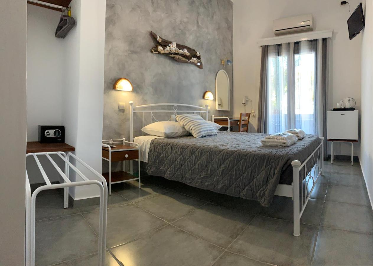 Villa Ilios Фира Екстериор снимка
